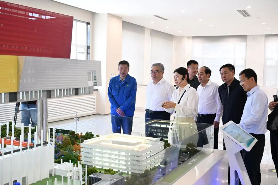 全国政协副主席朱永新调研6008集团通州项目